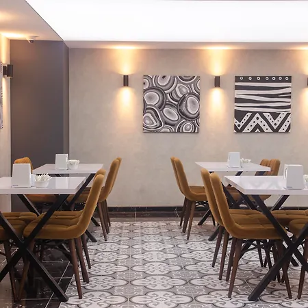 Sweet Apartmanhotel 4*
