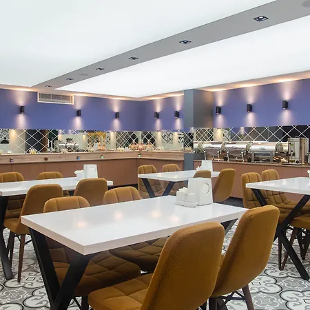 Apartmanhotel Sweet 4*