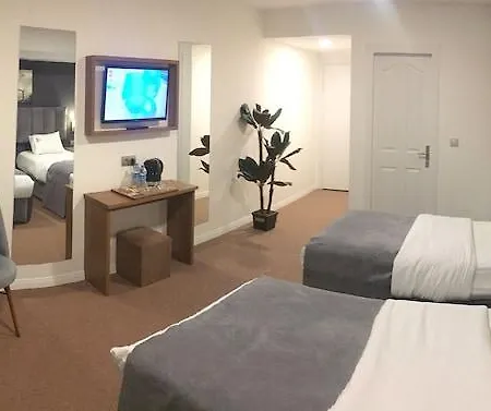 Sweet Apartmanhotel 4*