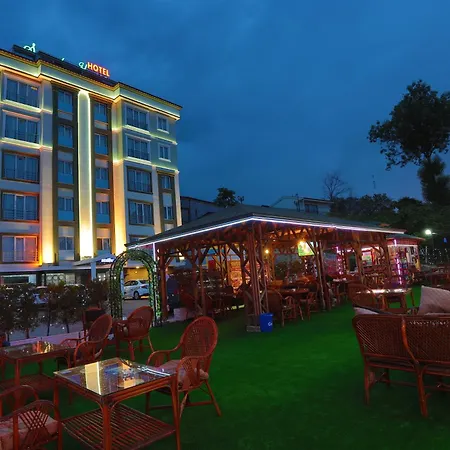 Sweet Apartmanhotel 4*