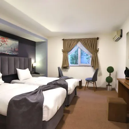 Sweet Hotel 4*
