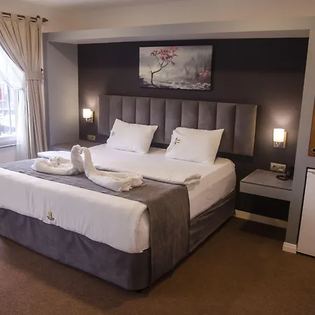 Sweet Hotel 4*