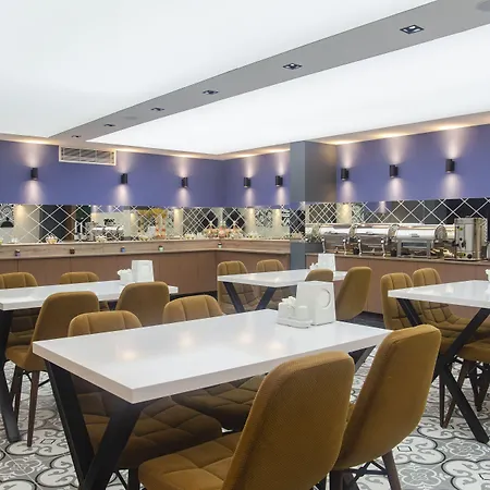 Sweet Hotel 4*