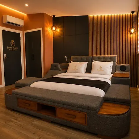 Sweet Hotel 4*