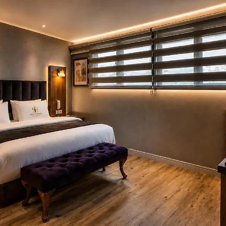 Sweet Hotel 4*