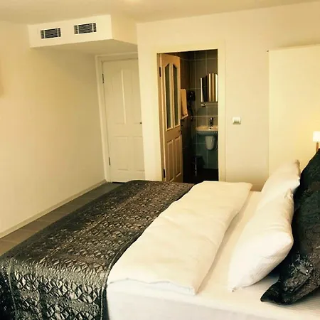 Apartmanhotel Sweet 4*