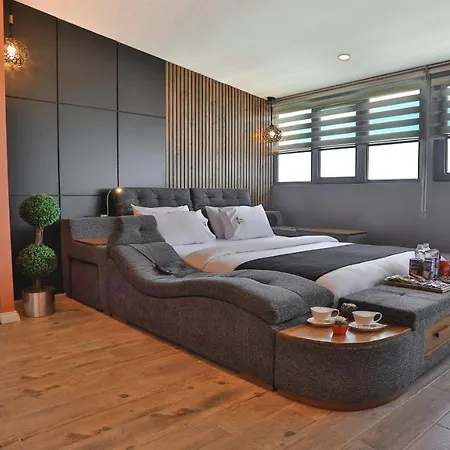 Sweet Apartmanhotel 4*
